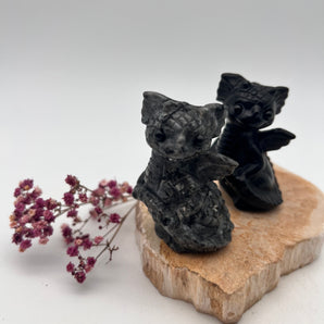 Drachen-Duo aus Obsidian & Yooperlite – Schutz, Transformation & Licht im Schatten