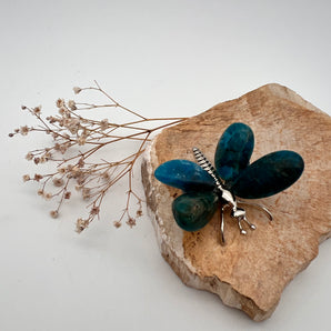 Edelstein-Libelle – Leichtigkeit, Wandlung & Seelentiefe