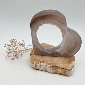 Herz aus Achat – Dein schützender Begleiter voller Liebe