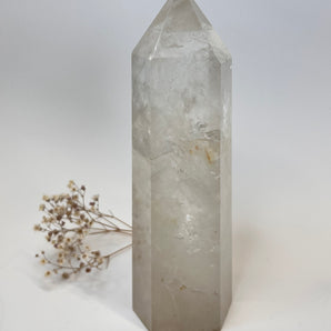 Bergkristall Spitze (groß) – Klarheit in ihrer reinsten Form