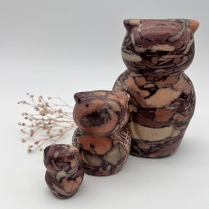 Eulenfamilie aus Marmor-Jaspis – Schutz, Erdung & familiäre Verbundenheit