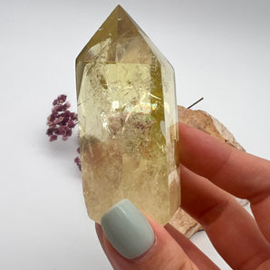 Naturcitrin-Spitze (High Quality) – Lichtkraft & Fülle