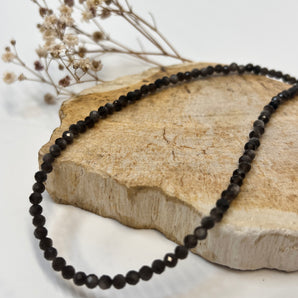 Shadow Shield – Kette aus Silberobsidian