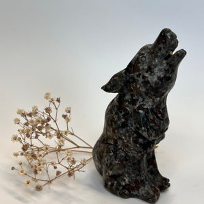 Yooperlite Wolf – Feuer im Schatten, Ruf der Seele