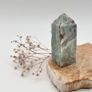 Karibischer Calcit Turm – Ruhe, Träume & neue Horizonte