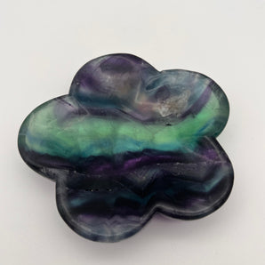 Fluorit Blumen-Schale – Klarheit, Harmonie & energetische Schönheit