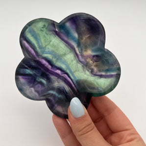 Fluorit Blumen-Schale – Klarheit, Harmonie & energetische Schönheit