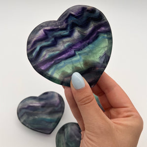 Fluorit Herz-Schale – Liebe, Klarheit & energetische Harmonie